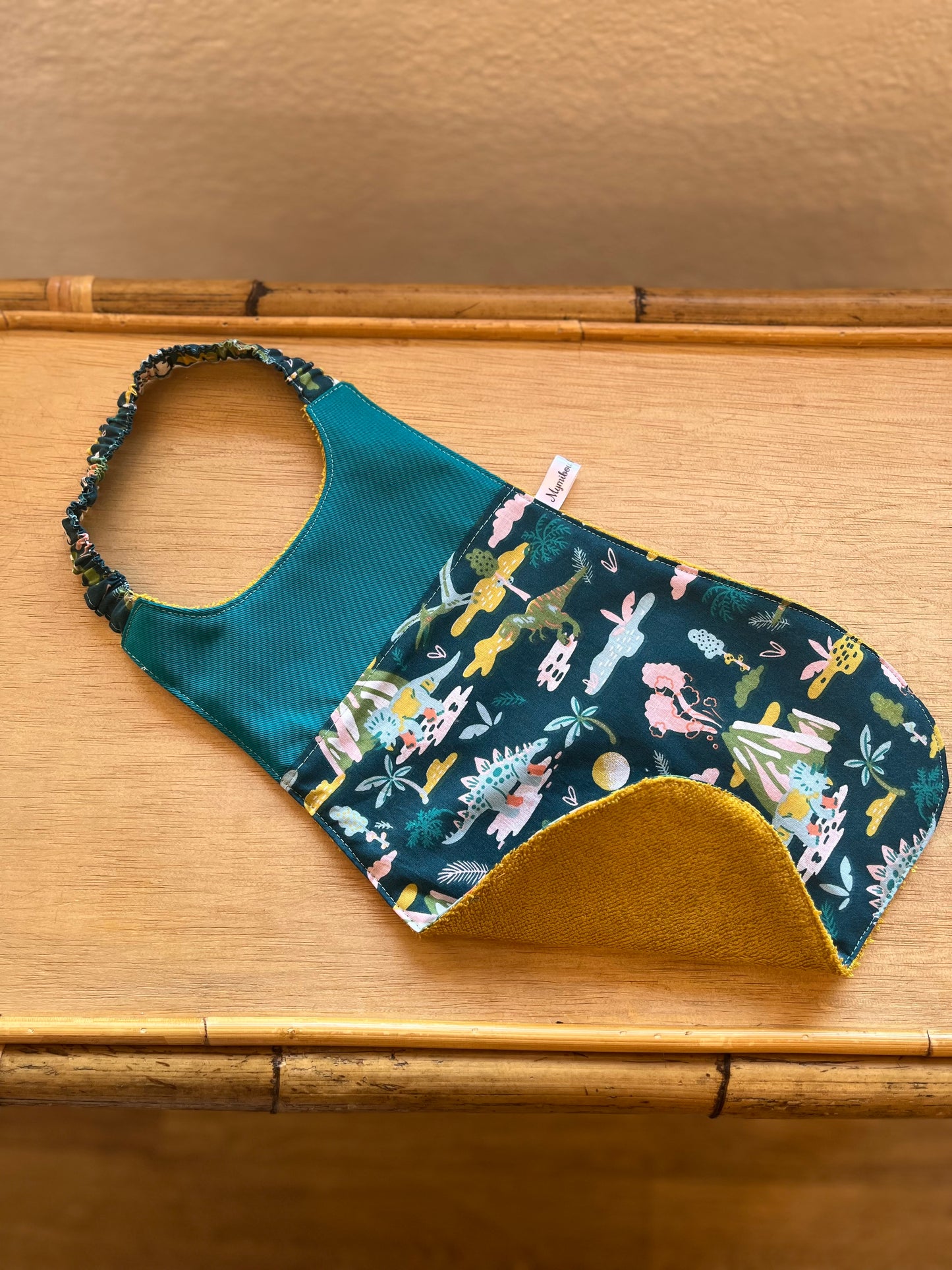 Serviette de cantine maternelle/ bavoir élastique enfant