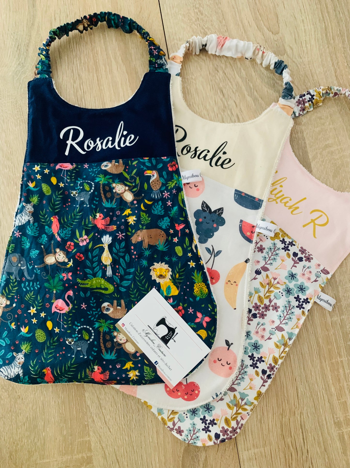 Serviette de cantine maternelle/ bavoir élastique enfant