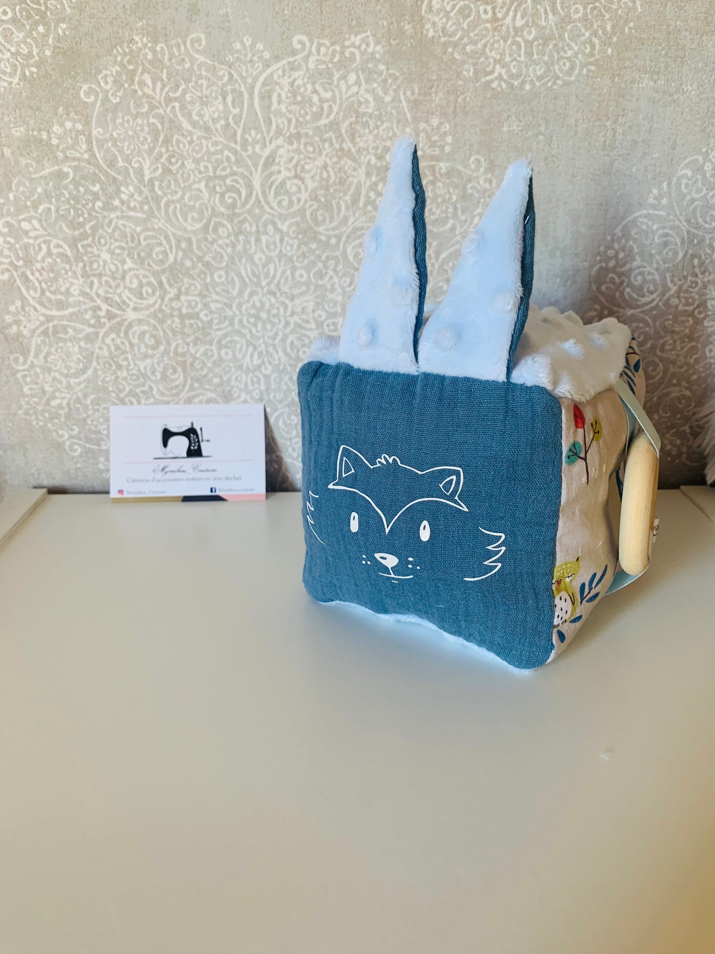 Cube d’éveil Renard bleu