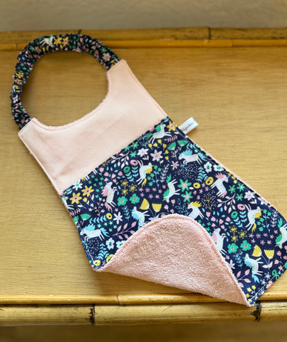 Serviette de cantine maternelle/ bavoir élastique enfant