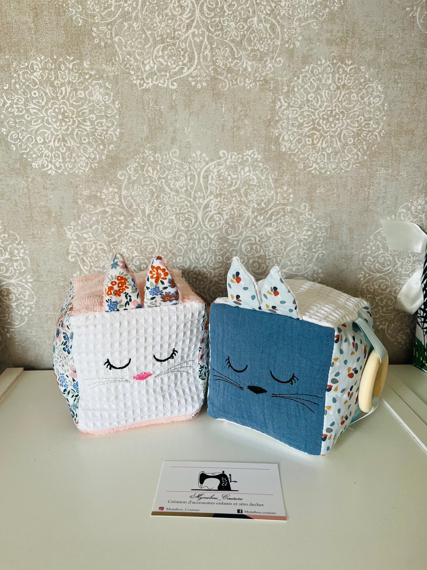 Cube d’éveil sensoriel chat