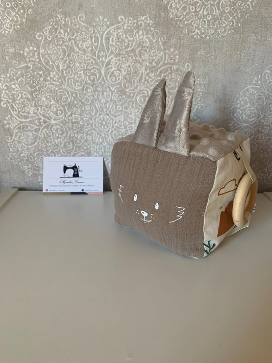 Cube d’éveil renard taupe