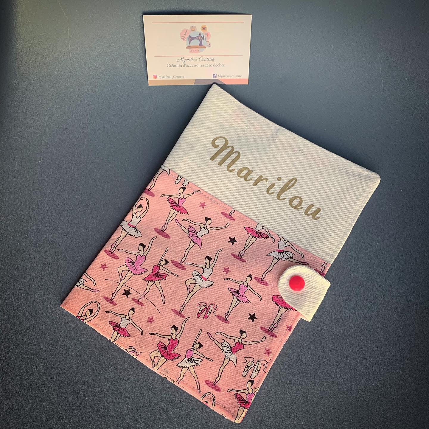Protège carnet de santé « Danseuses »